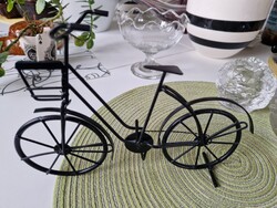 Fém, dekorációs, hibátlan női bicikli 23cm hosszú és 16cm magas