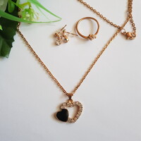 Strasszköves, szív díszes ékszerszett – nyaklánc, fülbevaló, gyűrű