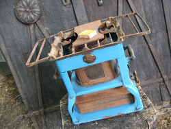 Régi konyhai eszköz Turul petróleum főző túzhely