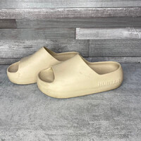 Hunter bézs papucs 36