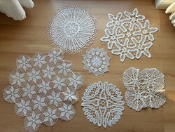 6 db kör alakú régi kézzel horgolt finom csipke, nipp alátét