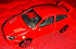 BURAGO FORD FOCUS - piros 1 :43 fém kisautó a képek szerint