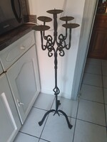 Antik jellegű nagyméretű kovácsoltvas álló gyertyatartó / kandeláber