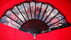 Régi selyem virágos csipkés kézi legyező kinyitva 45 x 25 cm a képek szerint