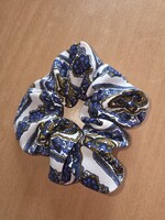 Nemesi motívumokkal hajfodor, hajgumi, kézműves