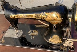 Antique Singer Sphinx - varrógép, különleges sorozat