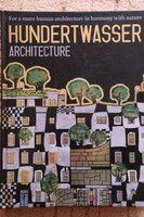Friedensreich Hundertwasser építészete, "lázadás az egyenes vonal ellen"