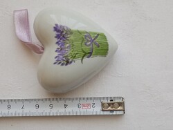 Porcelán szív alakú illatosító légfrissítő dekoráció levendula mintás akasztható molyok ellen üres