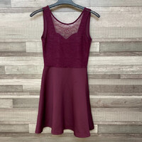 H&M Divided csipkés alkalmi ruha XS