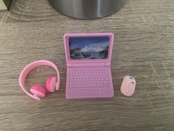Barbie laptop és kiegészítők együtt
