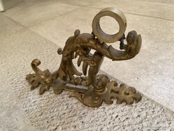 Tömör réz sárkány-figurás konzol, fogas