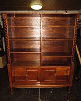 Koloniál könyvespolc könyvszekrény