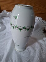 Hibátlan Herendi váza,  petrezselyem mintával  23cm magas