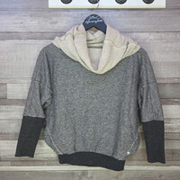 Decathlon Domyos szürke magas nyakú lány felső, 10 év