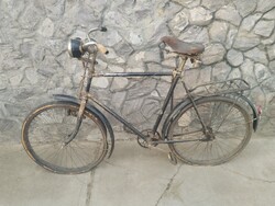 Weiss Manfréd kerékpár