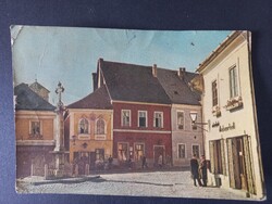 Régi képeslap Szentendre Marx tér - Illatszerbolt előtt