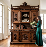 Antik monumentális neoreneszánsz dió tálalószekrény