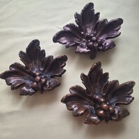 Fém tálka, hamutál, szőlőlevél spiáter, bronzosított