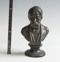 Arany János kerámia büszt