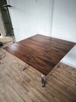 Olasz design asztal – Tonon, paliszander furnér