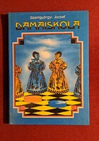 Szentgyörgyi József: Dámaiskola – Klasszikus társasjáték könyv