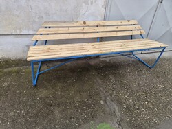 Retro csővázas kerti pad régi strand pad retro szánkótalpas pad vas pad  régi kerti bútor