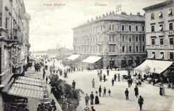 Fiume - Piazza Adamich -     antik Divald képeslap  - magyar bélyeggel  -1906