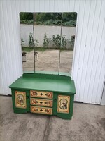 Egyedi festett, tükrös fésülködőszekrény