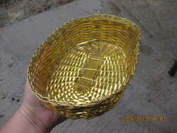 Arany fém kosár