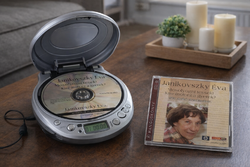 Janikovszky Éva: Mosolyogni tessék! / Kire ütött ez a gyerek? - 3 CD Hangoskönyv