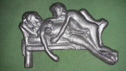 Régi erotikus fém relief - antik görög váza rajz repro - 10 x 12 cm képek szerint