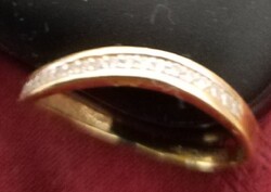 14 karátos női arany gyűrű  cirkónia kövekkel :postázással is