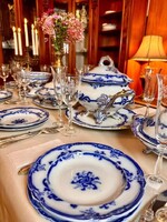 Antik, angol, elegáns 12 személyes kék-fehér aranyozott étkészlet