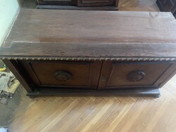 Kolonial kisszekrény