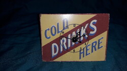 Régi COLA DRINK kóla ital mini fém tábla asztali óra MŰKÖDIK ! 12 x 9 cm a képek szerint