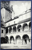 Pozsony - A városház udvara ,foglár helyiség ,kerékpár  - antik képeslap Hardtmuth kiadás , Pozsony