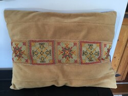 Kézműves díszpárna, keresztszemes mintával - újszerű