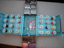 Új Varró doboz mindennel felszerelve utikészlet