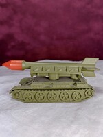 Retró szovjet játék harckocsi, harci jármű, katonai jármű, lánctalpas
