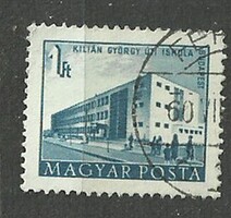 Épületek 1 Ft