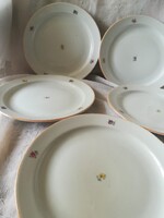 Zsolnay porcelán kistányér