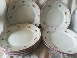 Zsolnay porcelán tollazott lapos tányér