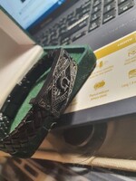 Fekete karkötő szabadkőműves jelképes, fonott műbőr,,