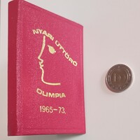 EXKLUZÍV PIROS RITKASÁG! Nyári Úttörő Olimpiák 1965–1975 (Piros minikönyv)