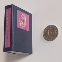 RITKASÁG! A Miniatűrkönyvészet Nesztora (1973) – Díszes gyűjtői állapot!