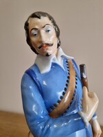 Herend musketeer in openwork trousers