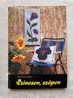 Herczeg Beáta : Színesen, szépen antikvár kézimunkaköny