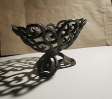 Antikolt fém gyümölcs kosár