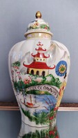 Vintage Olasz Royal Pagoda porcelán fedeles váza 26,5 cm – Manifattura Porcellane, kézzel festett