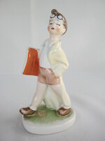 BŰV jelzéssel kerámia fiú